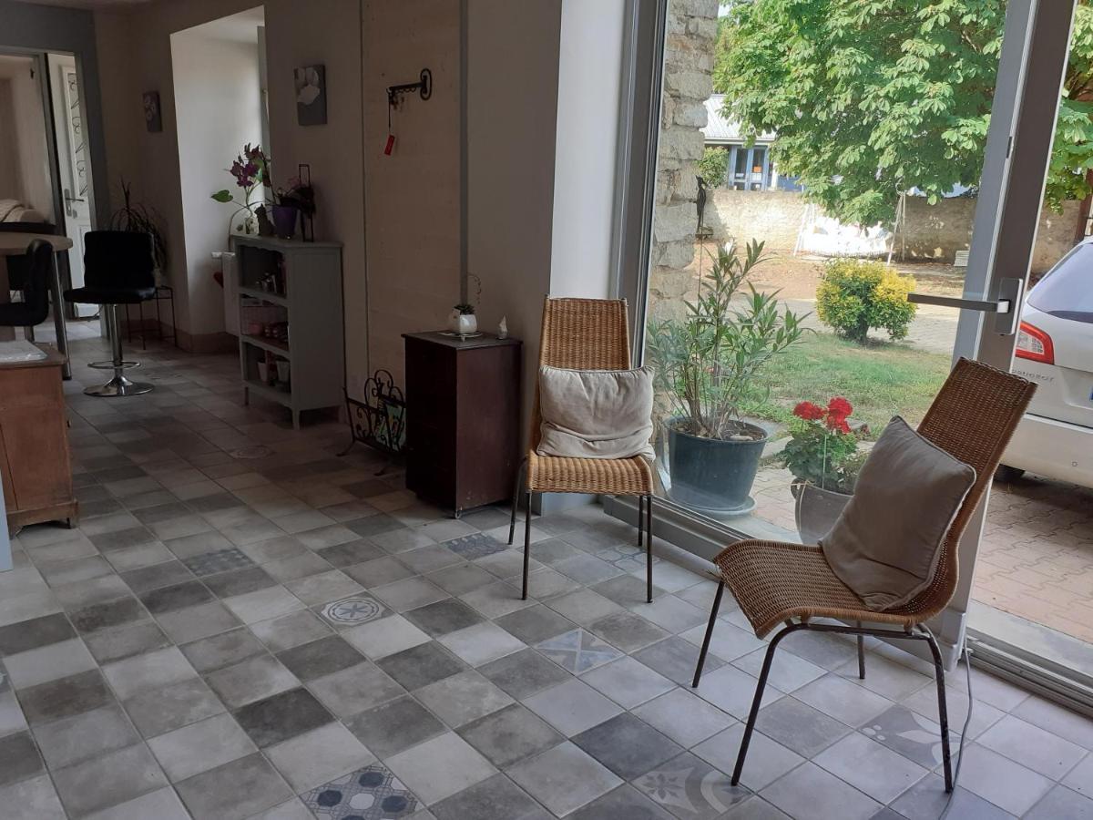 Les Trois Charmes Hotel Chaucenne ภายนอก รูปภาพ